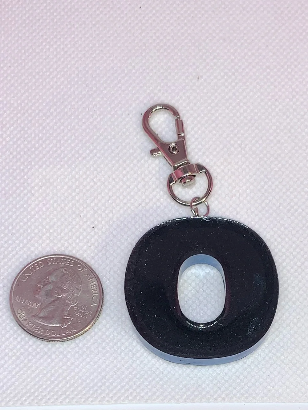 H/M 1oaK “O” Resin Keychain/Charm for pocketbook, backpack Teal Raindrop theme